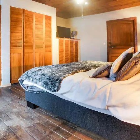 Cosy Holiday In Alle-sur-semois With Terrace * اله